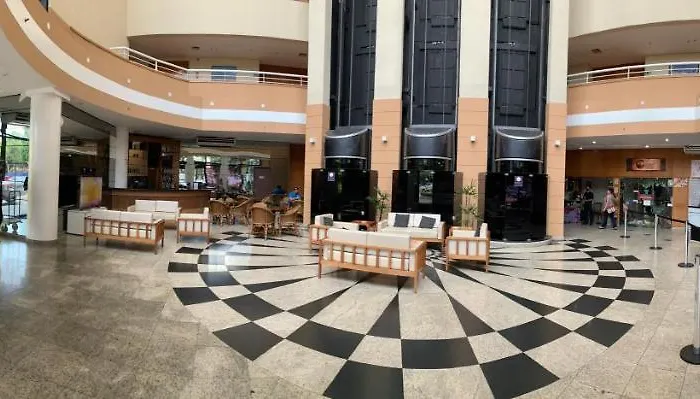 Tropical Executive Hotel